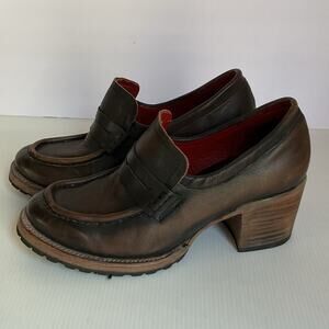 Freebird by Steven  Handcrafted  Leather Loafer Chunky Brown Heels Women’s Sz 8